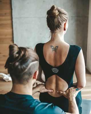 Баланс осанки напрямую связан с болью в спине